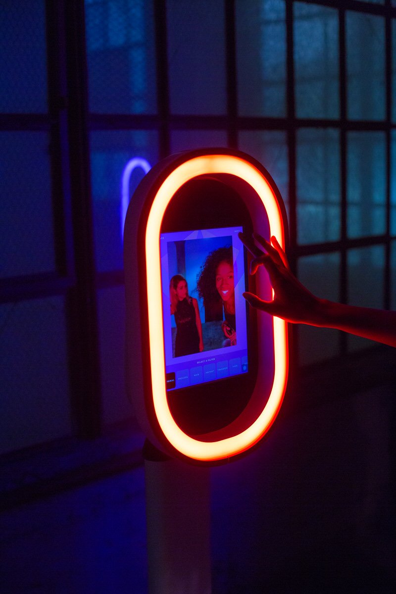 Guest selecting a filter on the modern digital photobooth touchscreen